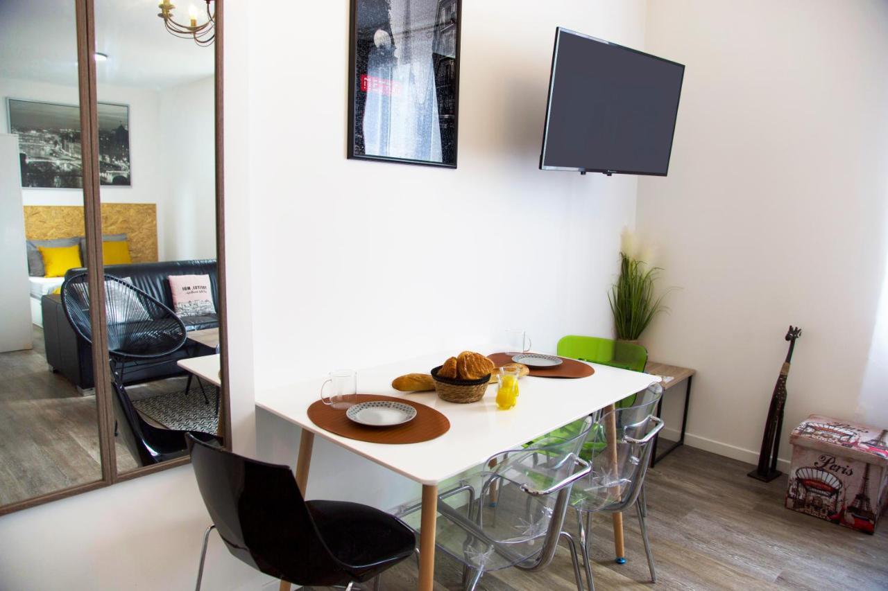 Les Lofts De Provins: Apt 4 المظهر الخارجي الصورة