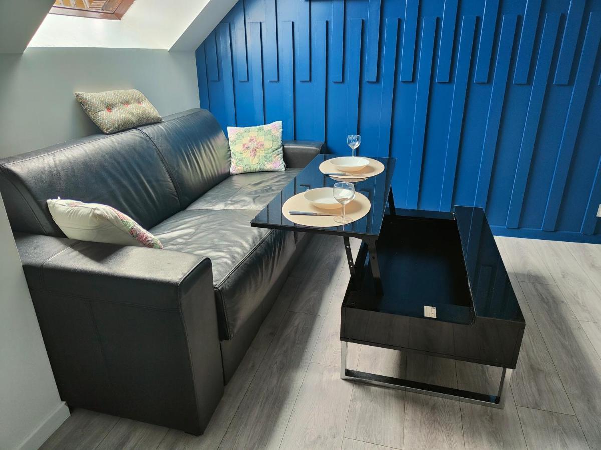 Les Lofts De Provins: Apt 4 المظهر الخارجي الصورة